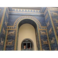 The Ishtar Gate of Babylon, walk way entrance
